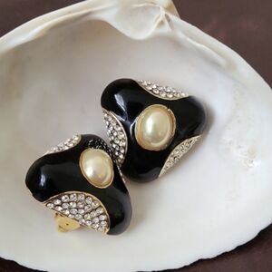 Vintage Elegant Black and Gold Faux Pearl Dome & Crystals Earrings